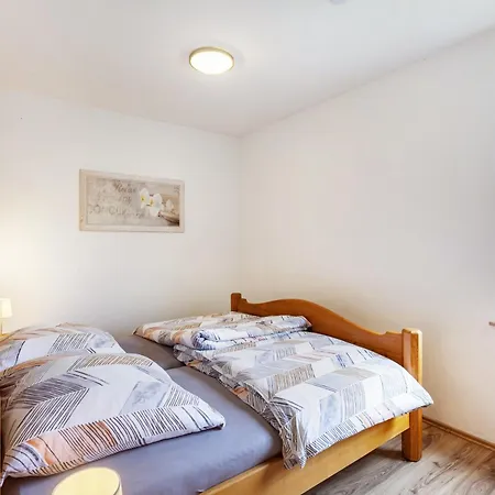 Haus Anna Apartment *